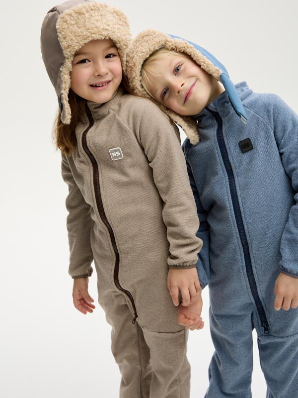 картинка Комбинезон флисовый NIKASTYLE 8т10824 Мускат от магазина детских товаров ALiSa