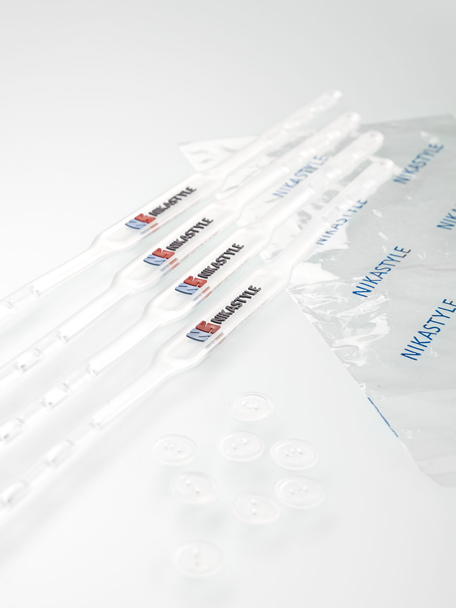 картинка Штрипки для комбинезонов и брюк NIKASTYLE 1ф0121 2 пары с пуговицами от магазина детских товаров ALiSa