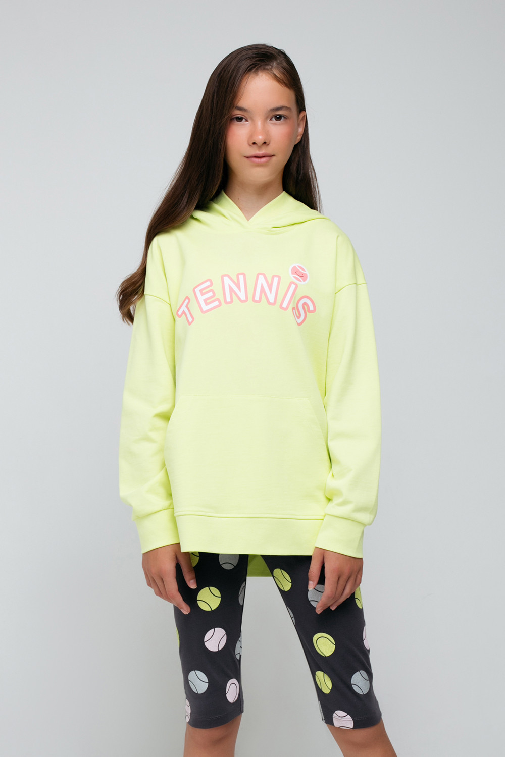 картинка Бриджи для девочки КБ 400424 темно-серый, теннисные мячи к75 от магазина детских товаров ALiSa