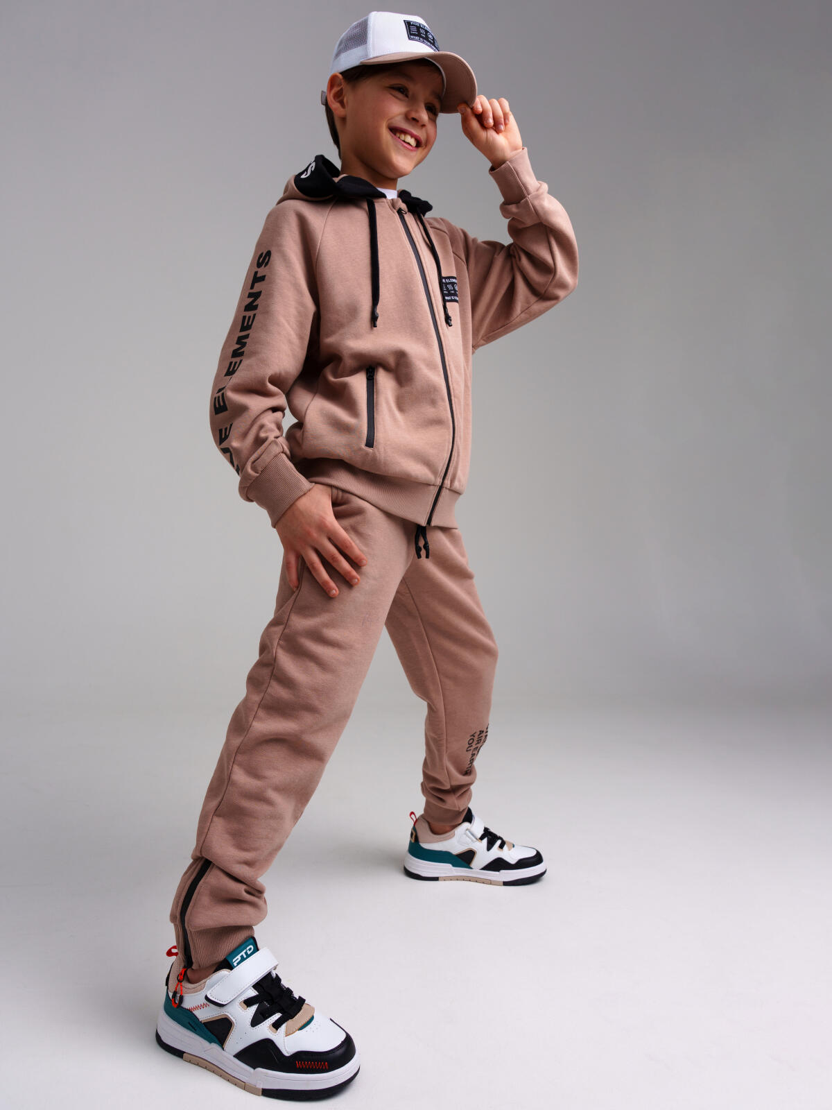 картинка Кепка текстильная для мальчика PL 12411215 Светло-серый Белый Бежевый от магазина детских товаров ALiSa