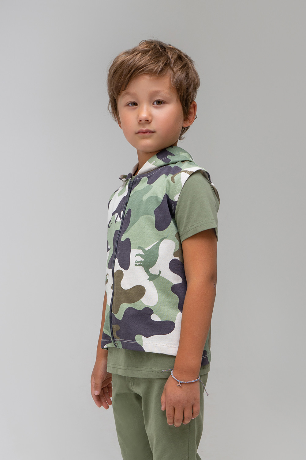 картинка Жилет для мальчика Crockid КР 301697 светлый беж, камуфляж с динозаврами к336 от магазина детских товаров ALiSa