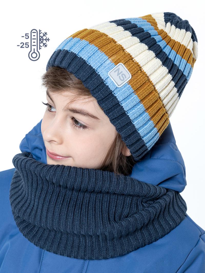 картинка Комплект для мальчика NIKASTYLE Шапка снуд 12з11523 джинсовый от магазина детских товаров ALiSa