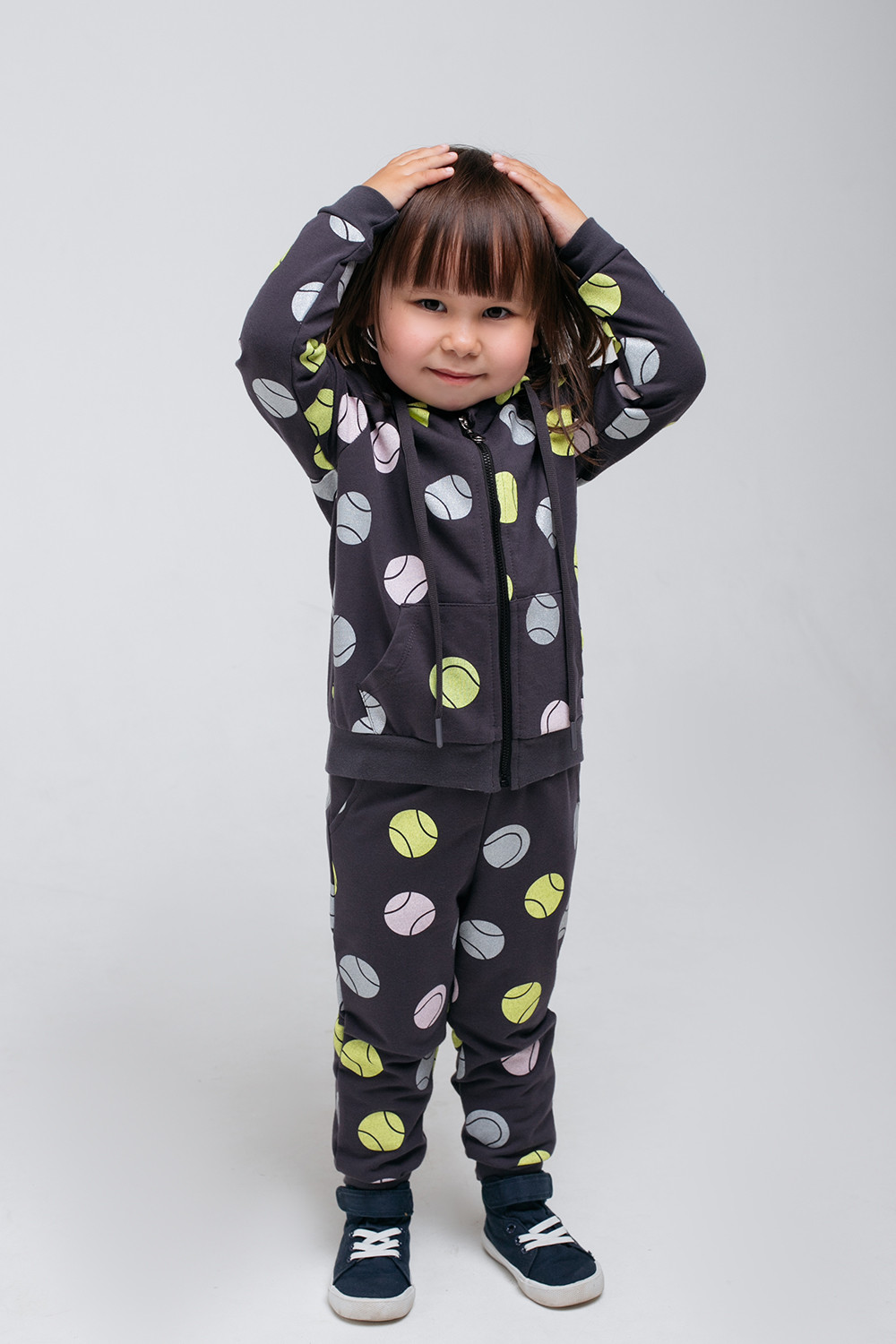картинка Брюки для девочки Crockid КР 400347 темно-серый, теннисные мячи к331 от магазина детских товаров ALiSa