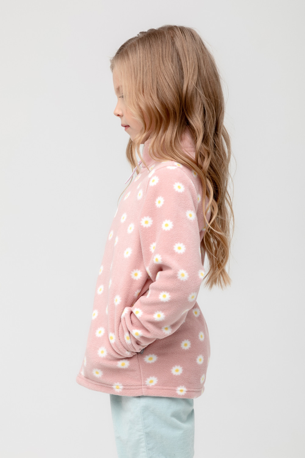 картинка Куртка флисовая для девочки Crockid ФЛ 34025 розовый зефир, маленькие ромашки от магазина детских товаров ALiSa