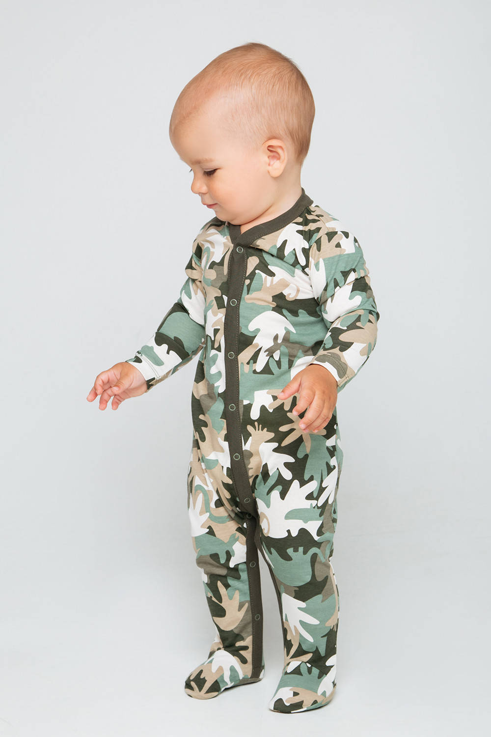 картинка Комбинезон для мальчика Crockid К 6164 тропический камуфляж на бежевом от магазина детских товаров ALiSa