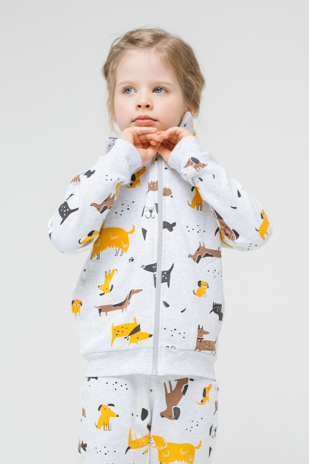 картинка Куртка для девочки Crockid К 301391 светло-серый меланж, собачки к1272 от магазина детских товаров ALiSa