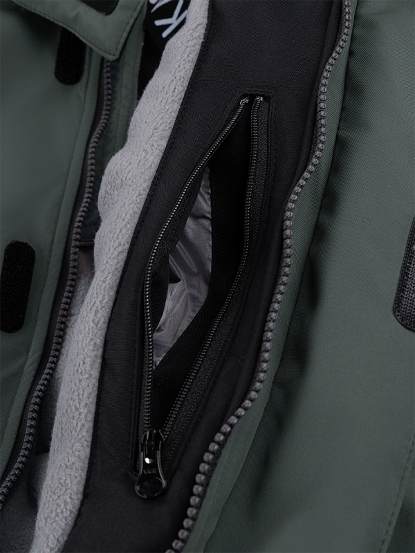 картинка Комбинезон зимний для мальчика NIKASTYLE 8з6724 Мох черный от магазина детских товаров ALiSa