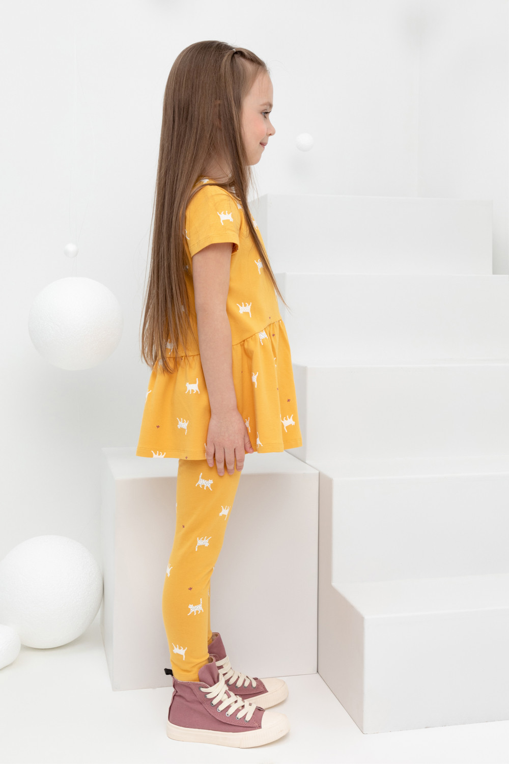 картинка Платье-туника для девочки Crockid КР 5829 янтарное золото, кошечки к431 от магазина детских товаров ALiSa