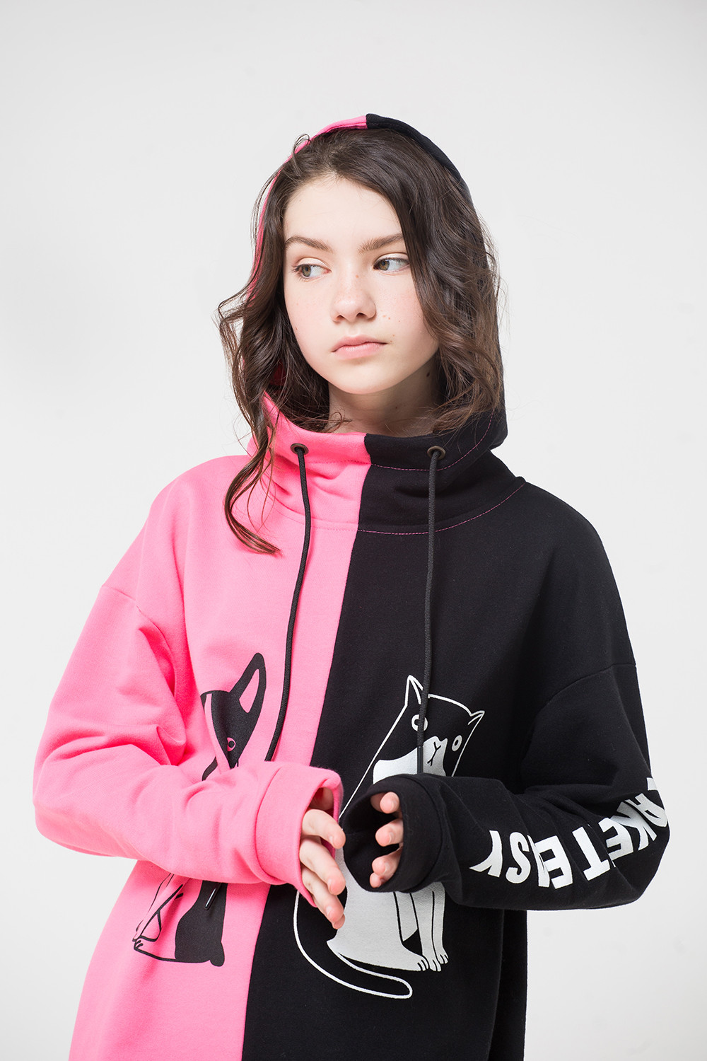 картинка Джемпер для девочки КБ 301186 ярко-розовый, черный к40 от магазина детских товаров ALiSa